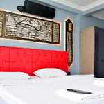 شقة فندقية Palmiye Bakirkoy Center 2*