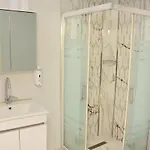 شقة فندقية Palmiye Bakirkoy Center 2*
